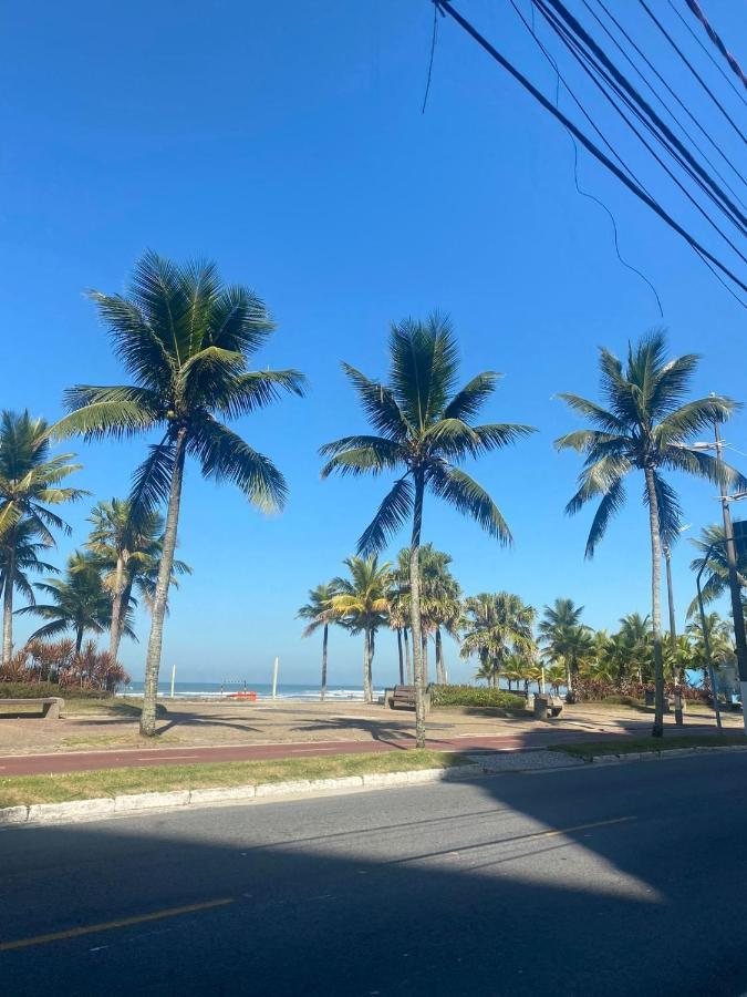 Apto A 50M Da Praia, Com Ar Condicionado, Wifi , Portaria 24H Praia Grande  Esterno foto