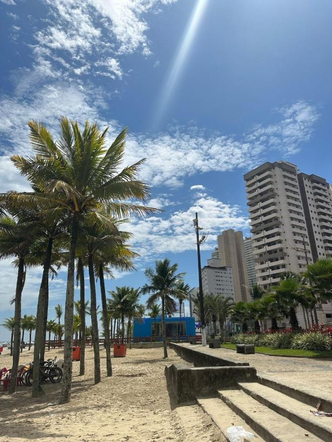 Apto A 50M Da Praia, Com Ar Condicionado, Wifi , Portaria 24H Praia Grande  Esterno foto